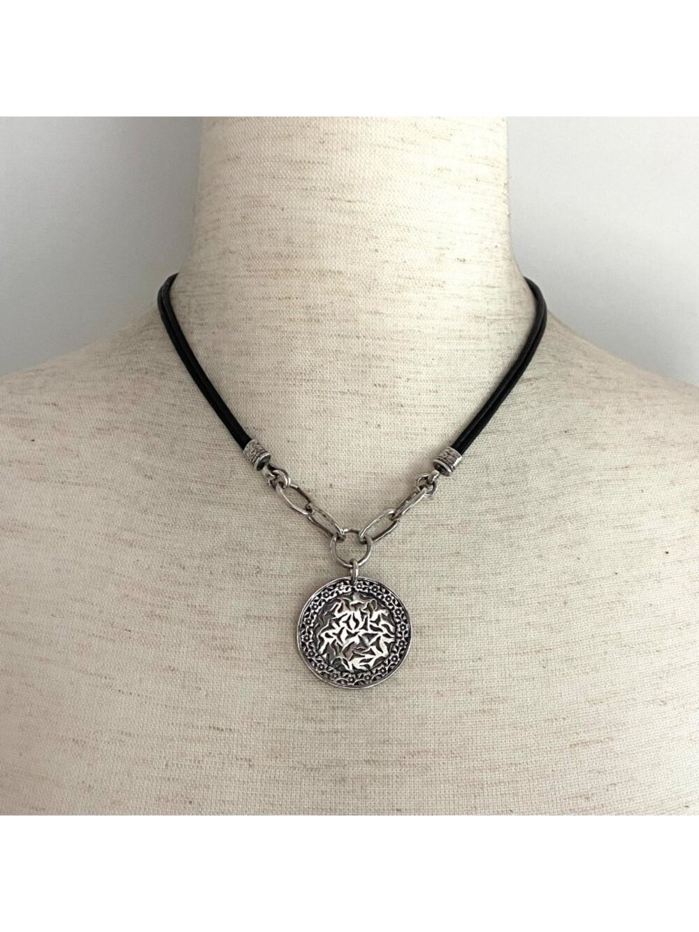 Silpada Sterling Silver 925 Black Leather Sunburst Filigree Pendant Necklace